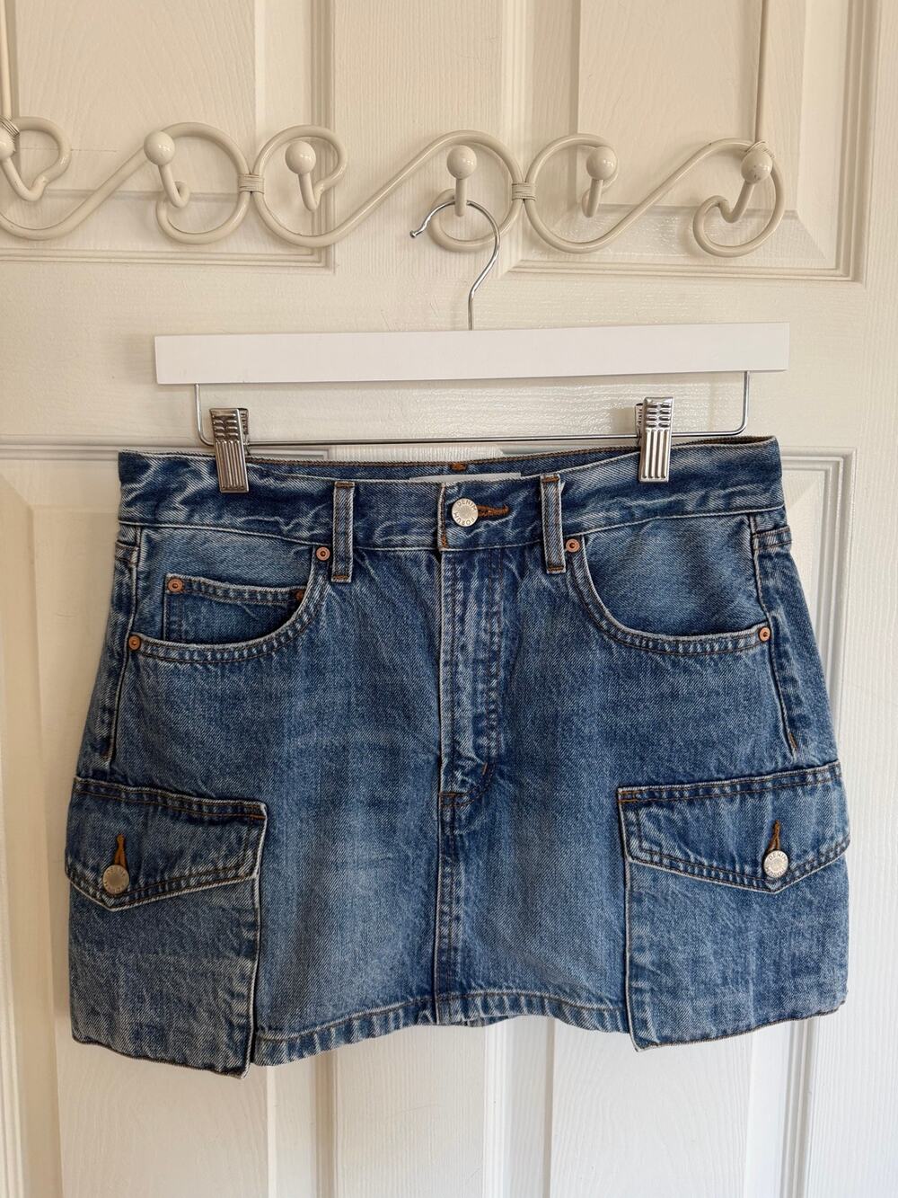 Denim Forum Cargo Mini Skirt Size 27 NWOT